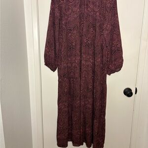 Elegant Paisley Long Sleeve Dress
